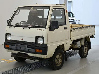 Mitsubishi Minicab Truck