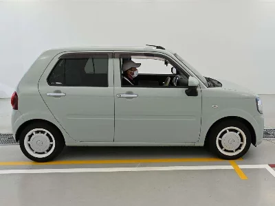 Daihatsu Mira Tocot