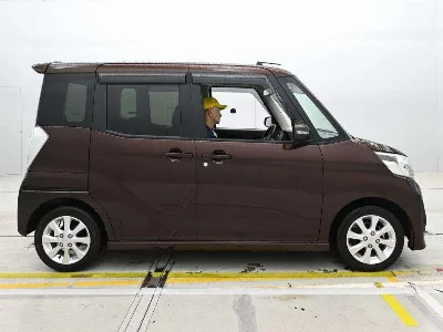 Mitsubishi EK SPACE CUSTOM