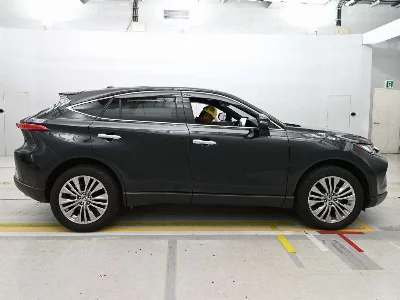 Toyota HARRIER HYBRID