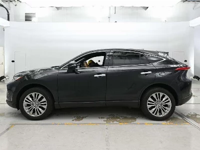 Toyota HARRIER HYBRID