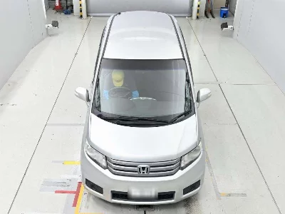 Honda Freed Spike