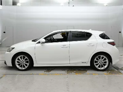 Lexus CT200h