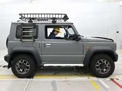 Suzuki Jimny Sierra