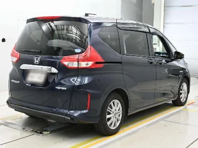 Honda FREED + HYBRID