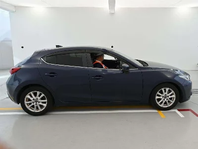 Mazda AXELA SPORT