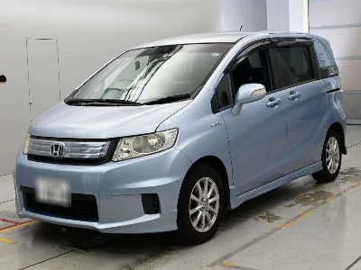 Honda FREED SPIKE HYBRID