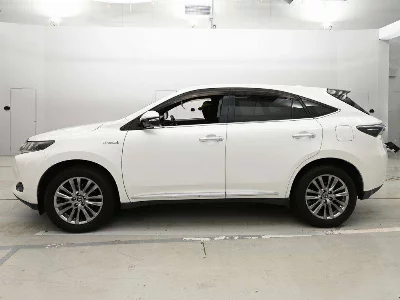 Toyota HARRIER HYBRID