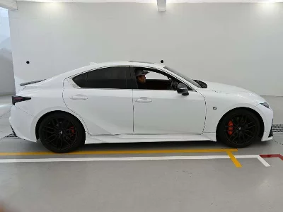 Lexus IS300
