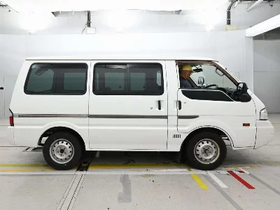 Mazda Bongo Van