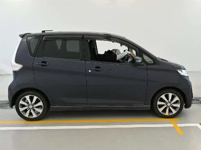 Mitsubishi ek Custom