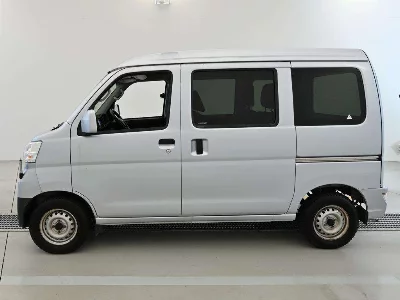 Toyota Pixis Van