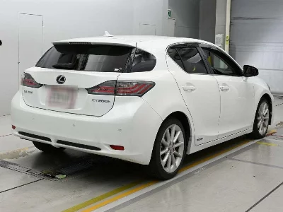Lexus CT200h
