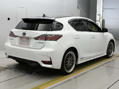 Lexus CT200h