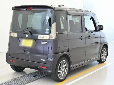 Suzuki Spacia Custom