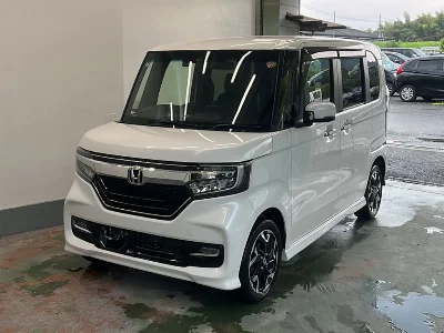 Honda N BOX CUSTOM
