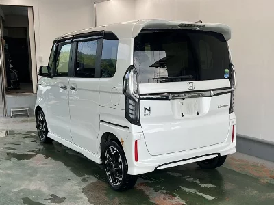 Honda N BOX CUSTOM