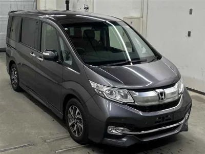Honda STEPWGN SPADA