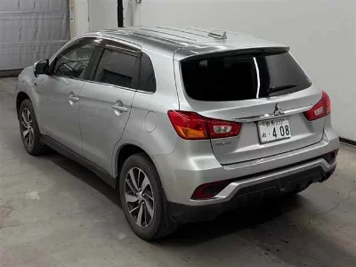 Mitsubishi RVR