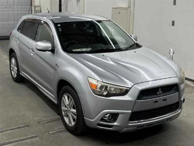 MITSUBISHI RVR