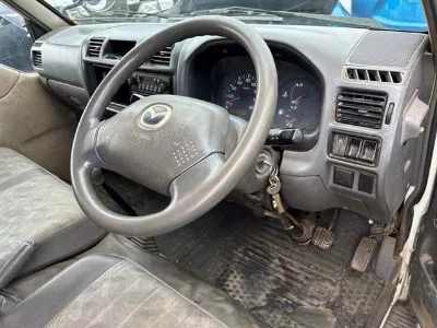 Mazda Bongo Van