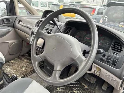 Mitsubishi DELICA SPACE GEAR