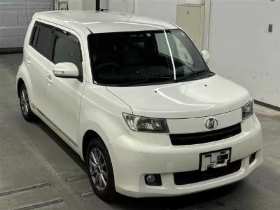 Toyota bB