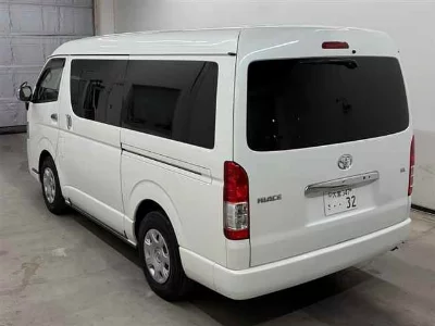 Toyota HIACE WAGON