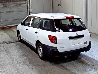 Mitsubishi LANCER CARGO