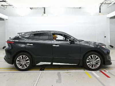 Toyota HARRIER HYBRID