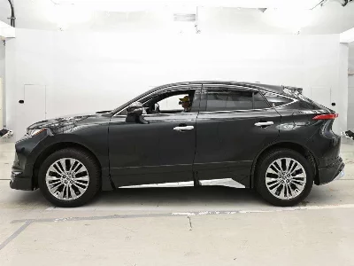 Toyota HARRIER HYBRID