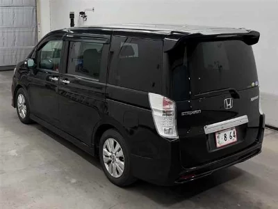 Honda STEPWGN SPADA