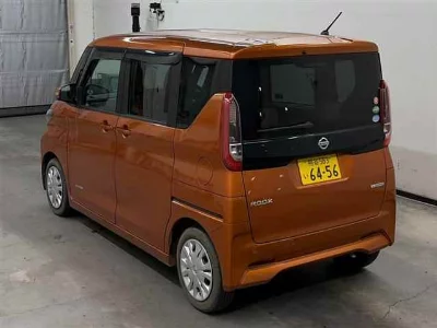 NISSAN ROOX