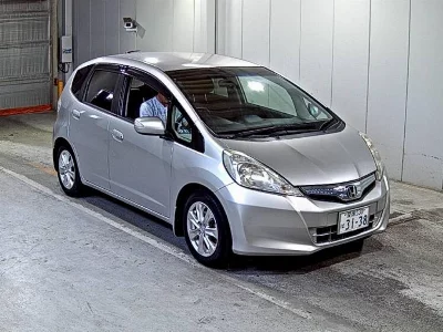 Honda FIT HYBRID