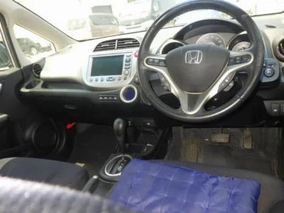 Honda FIT HYBRID
