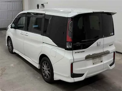 Honda STEPWGN SPADA