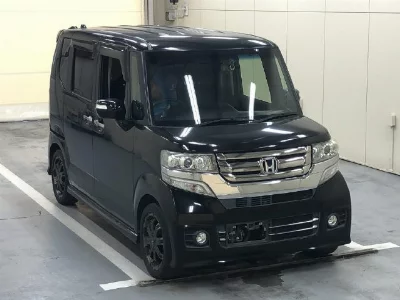 Honda N BOX CUSTOM