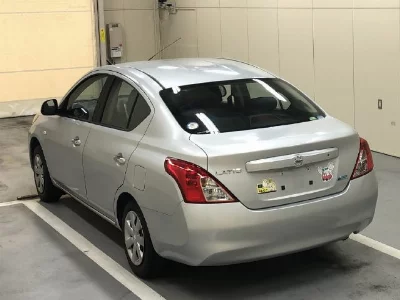 Nissan Tiida Latio