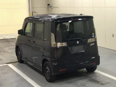 Suzuki Spacia Custom