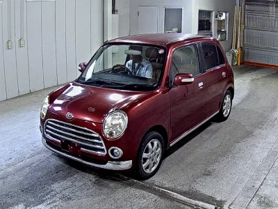 Daihatsu Mira Gino