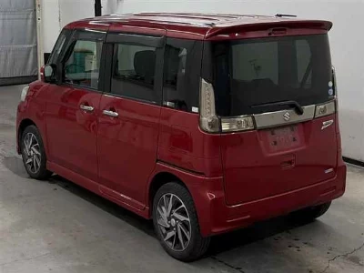 Suzuki Spacia Custom