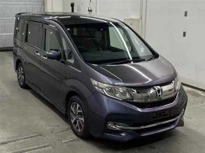 Honda STEPWGN SPADA