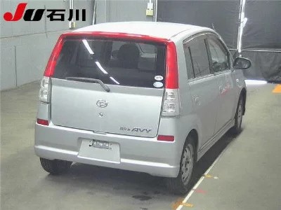 Daihatsu Mira Avy