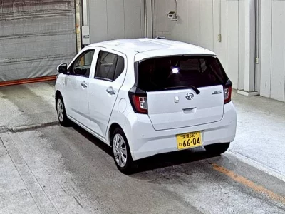 Daihatsu MIRA E S