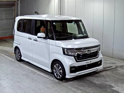 Honda N BOX CUSTOM