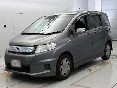 Honda FREED SPIKE HYBRID