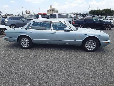 Jaguar Sovereign