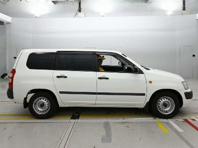 Toyota SUCCEED VAN