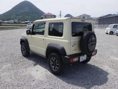 Suzuki Jimny Sierra