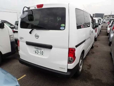 Nissan NV200 VANETTE VAN